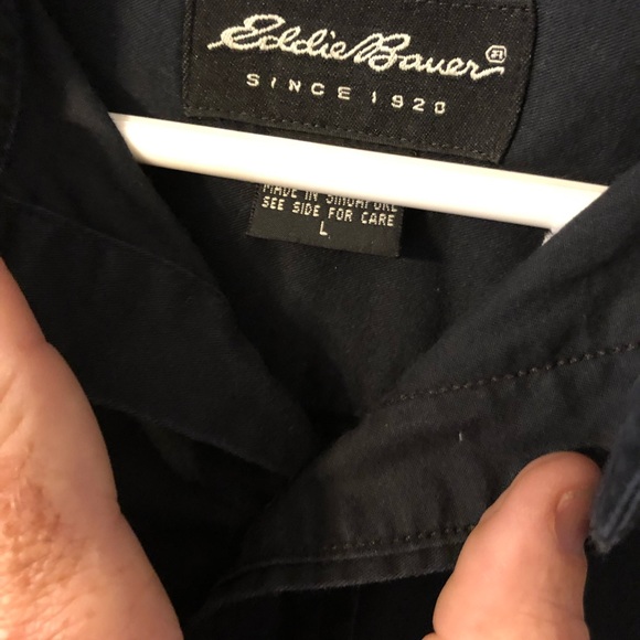 Eddie Bauer Black L/S button down w/ chest pocket - Picture 1 of 7